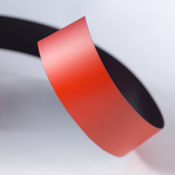 Bande magnétique 50x0,6 mm rouge