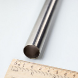 Acier inoxydable – tubes d’un diamètre de 22 x 1 mm, sans soudure, longueur de 1 m – 1.4301