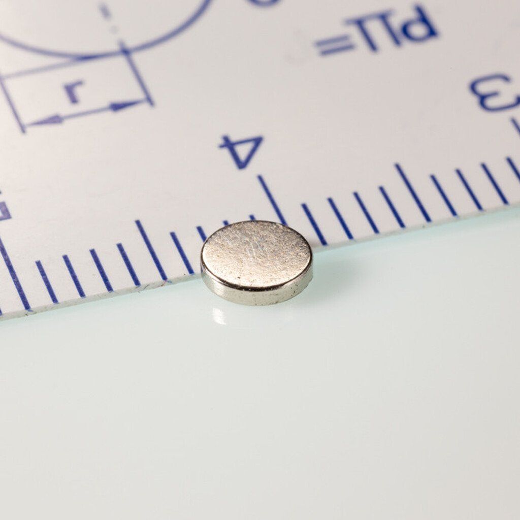 Aimant en néodyme cylindre diamètre 4x0,8 mm pour les petites applications magnétiques puissantes