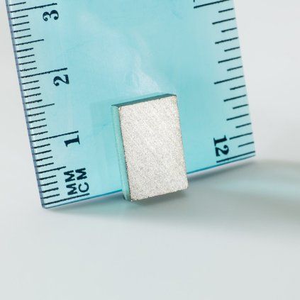 Aimant permanent samarium-cobalt en bloc de 15 × 10 × 3 mm